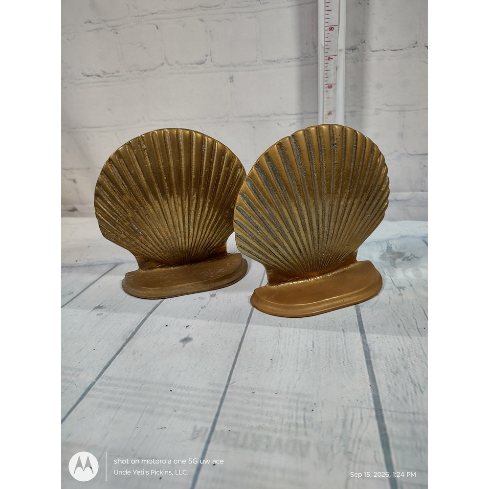Vintage Brass Scallop Shell Bookends Pair Nautical Coastal Decor Made in Taiwan